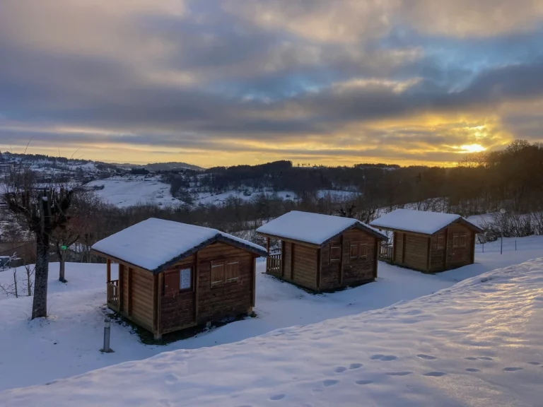 camping hiver cantal